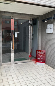 店頭入り口